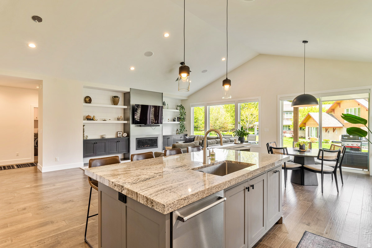 SCOTCH FIELDS - Residential