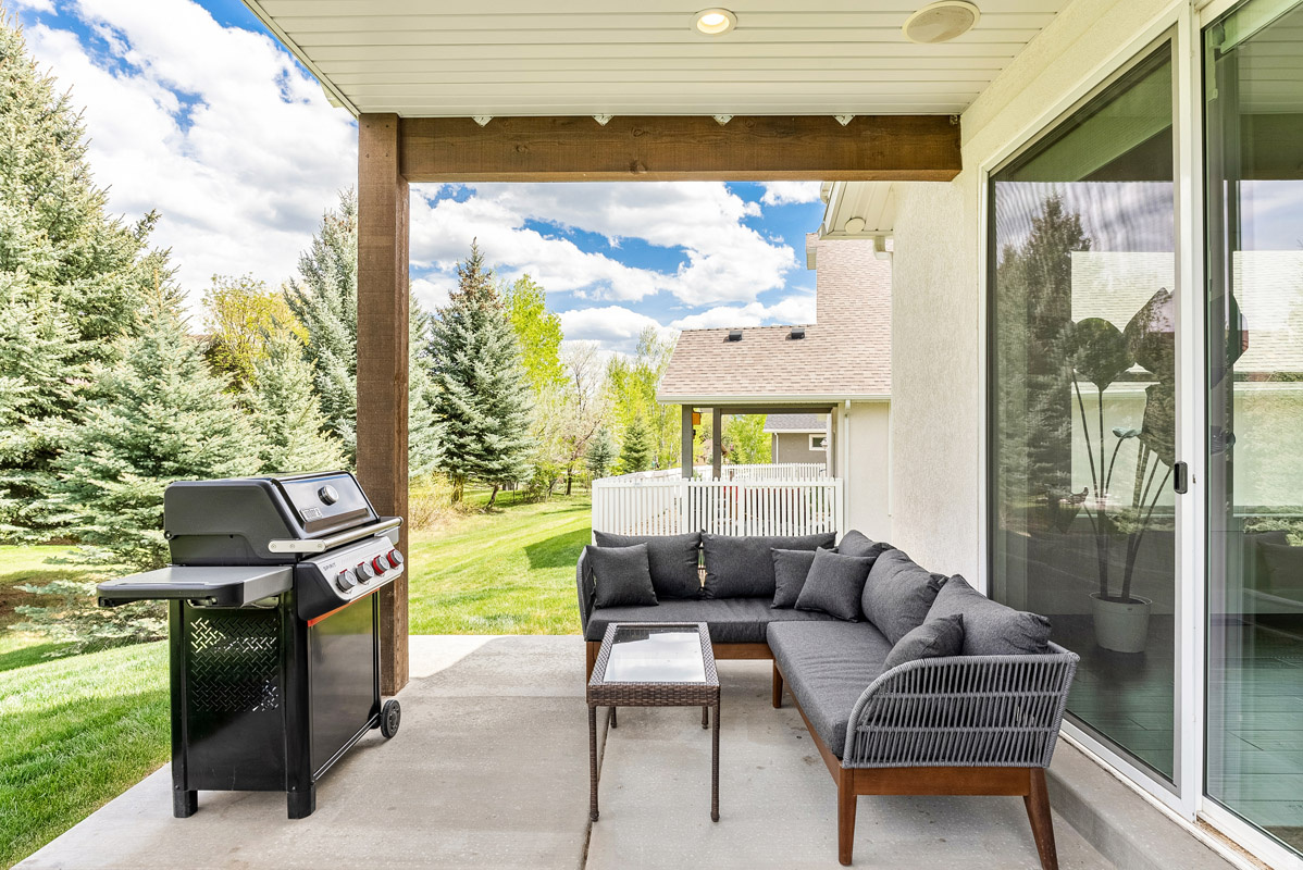 SCOTCH FIELDS - Residential