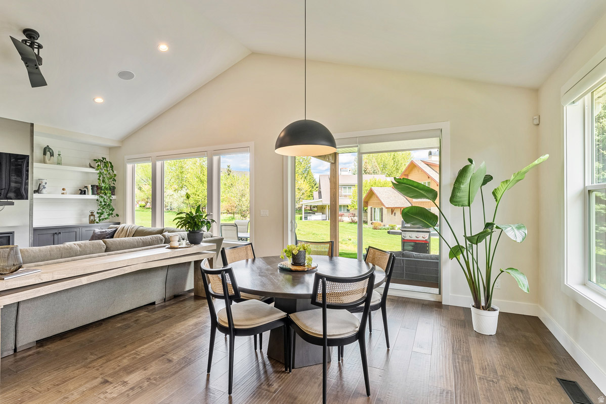 SCOTCH FIELDS - Residential