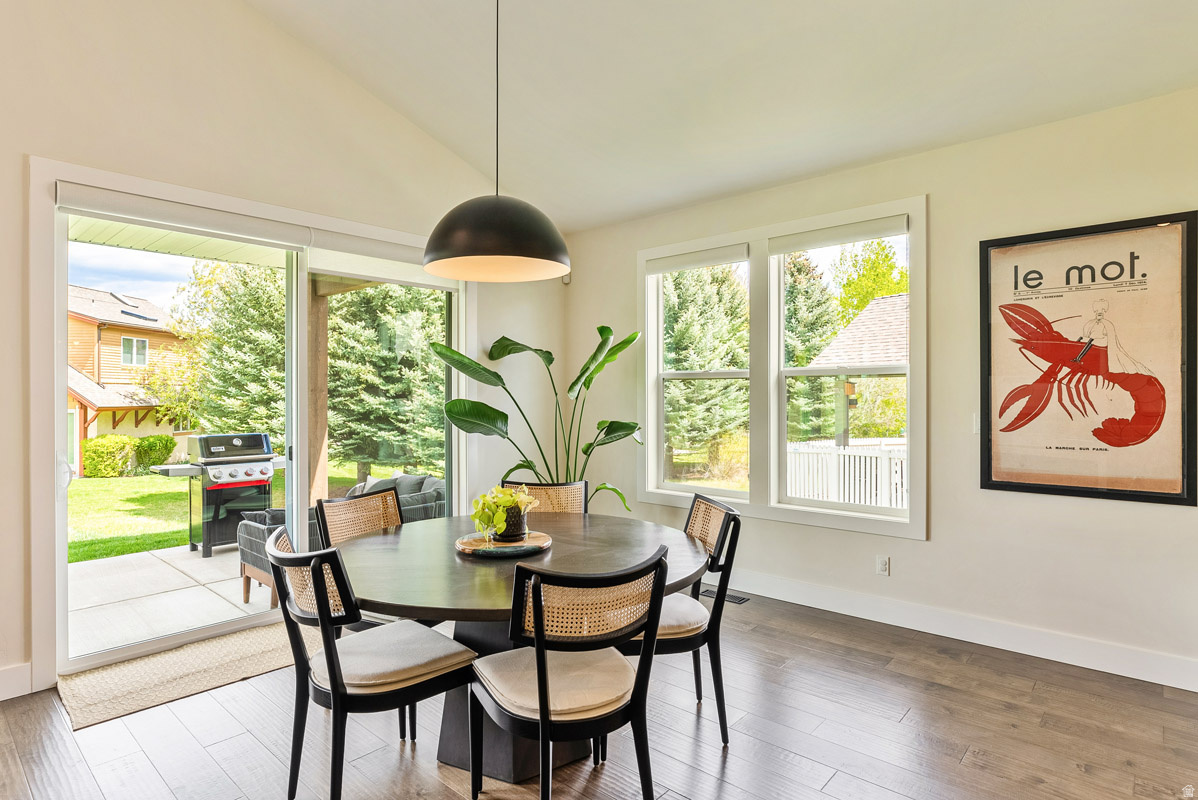SCOTCH FIELDS - Residential
