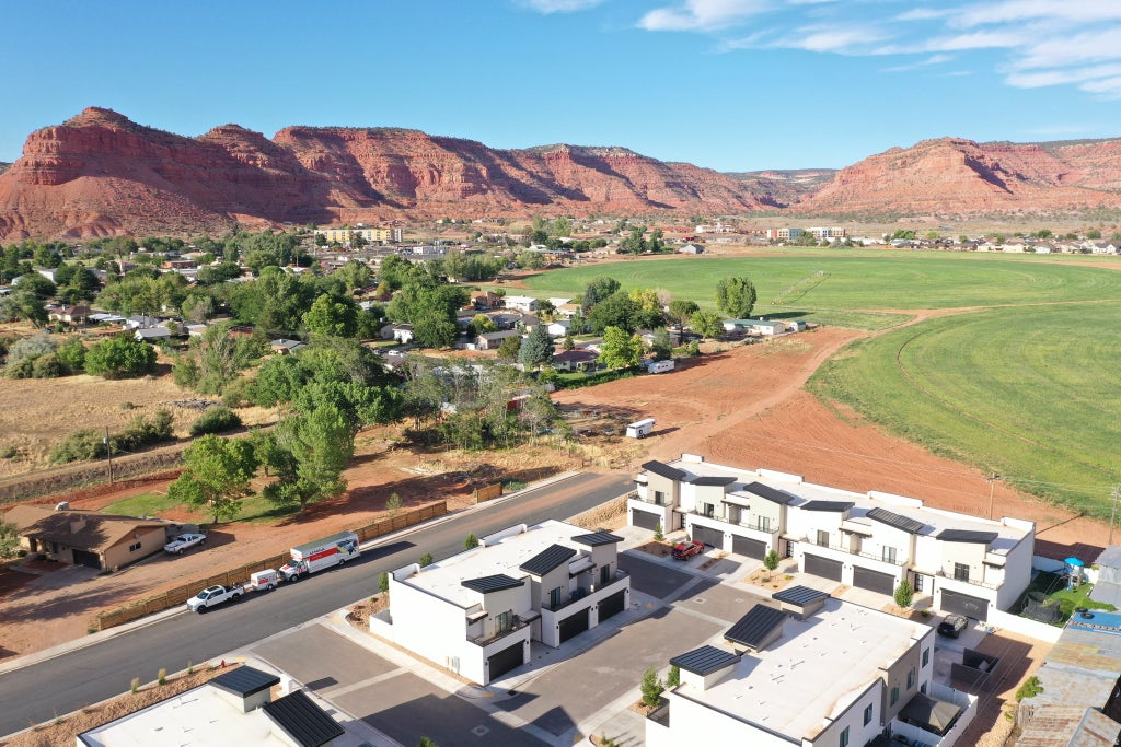 Photo of 350 E 650 S, Kanab, UT 84741 (MLS # 2167495)
