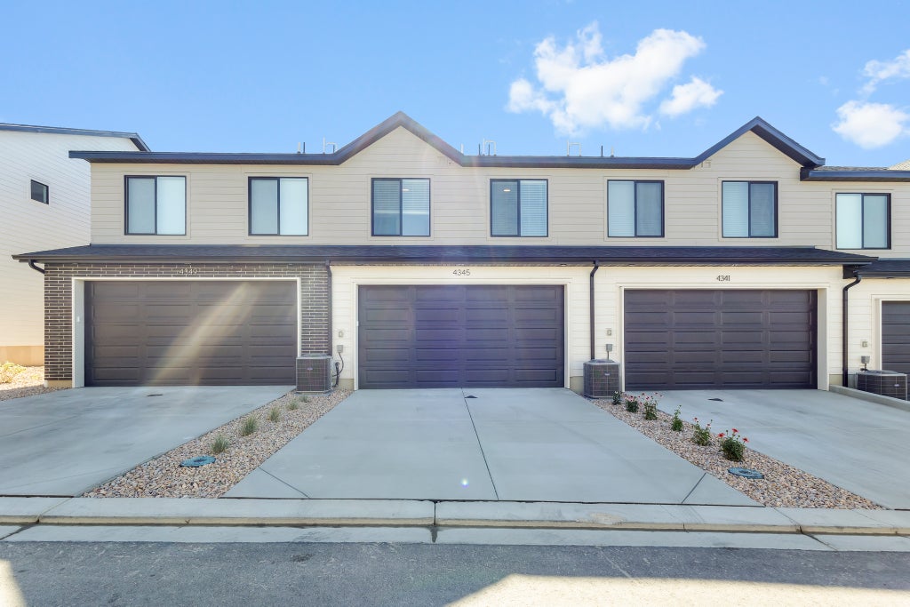 Photo of 4276 N GAIRLOCH LN #1449, Lehi, UT 84048 (MLS # 2186400)