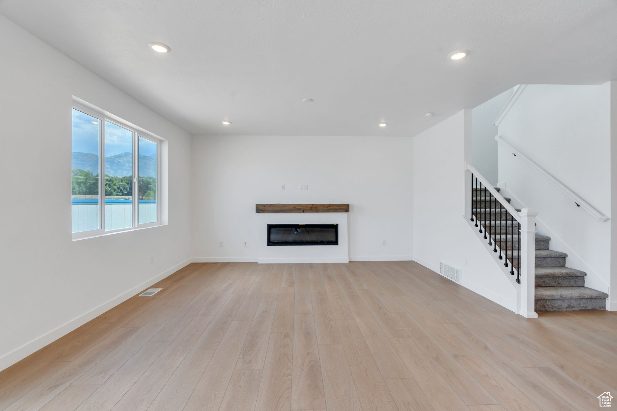 STORRS CT - Residential