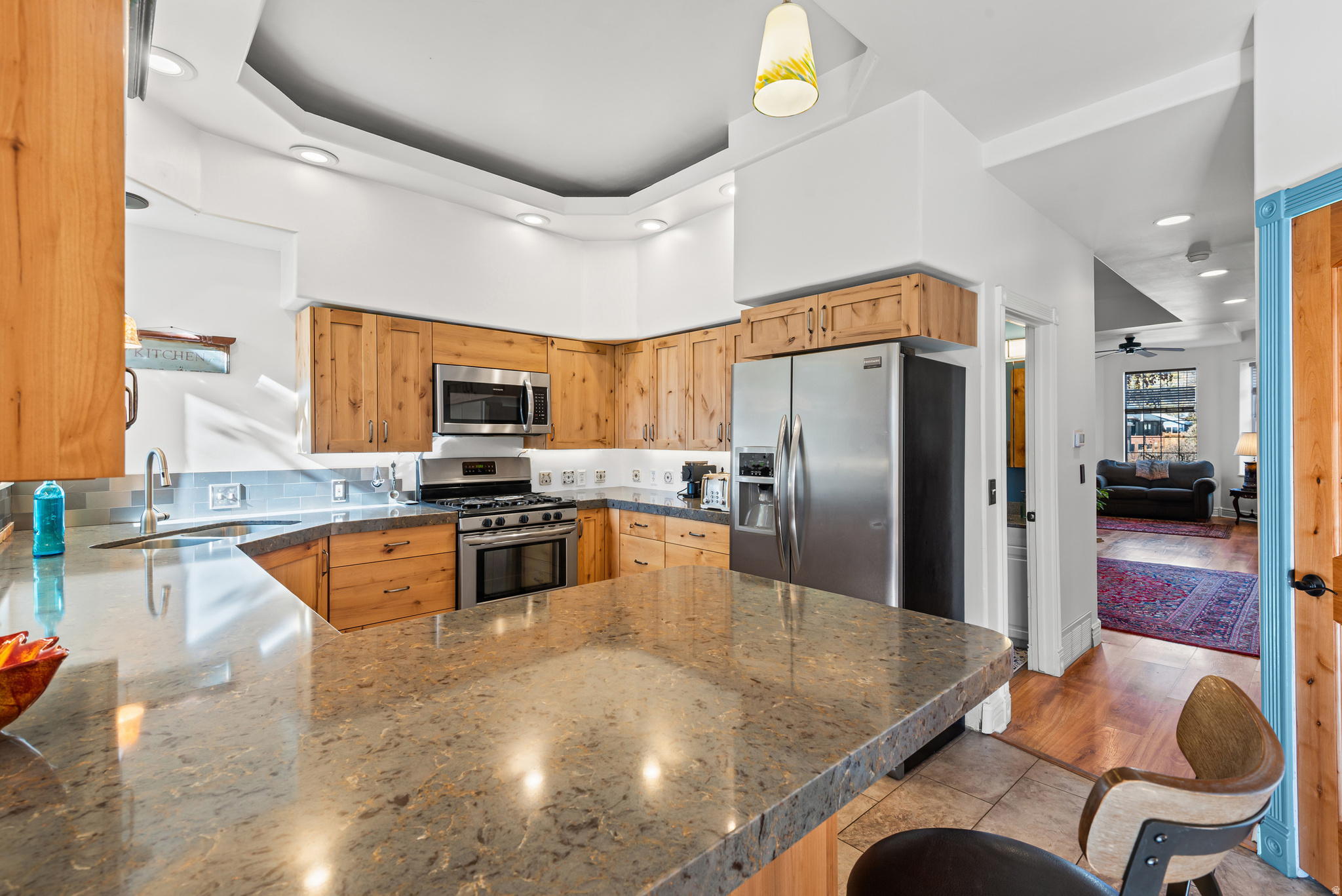 SOUTHLAWN - Residential