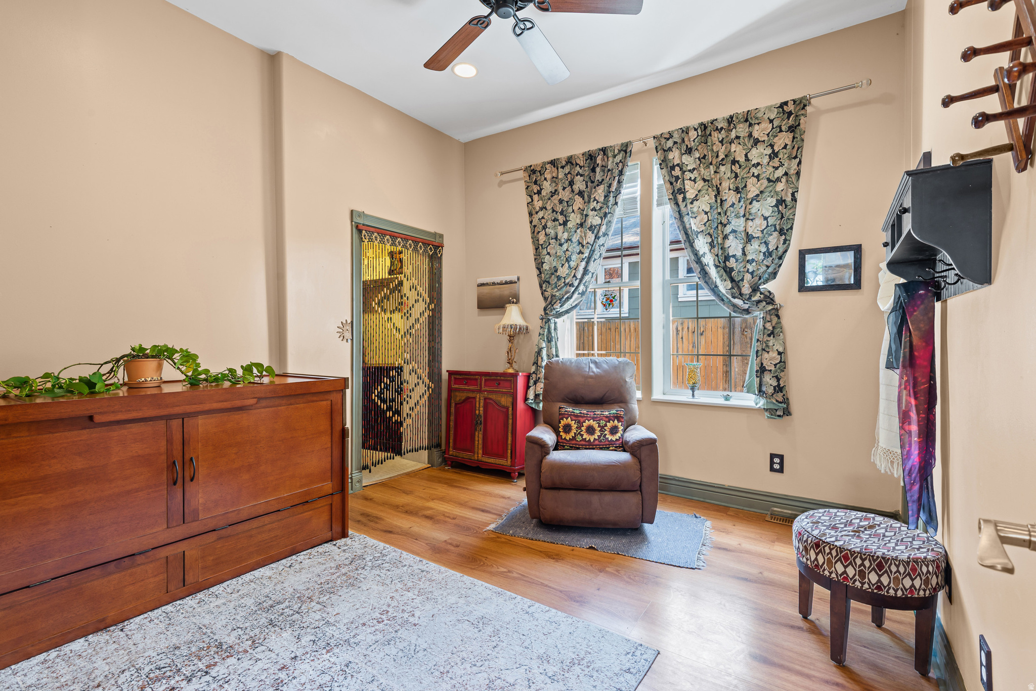 SOUTHLAWN - Residential