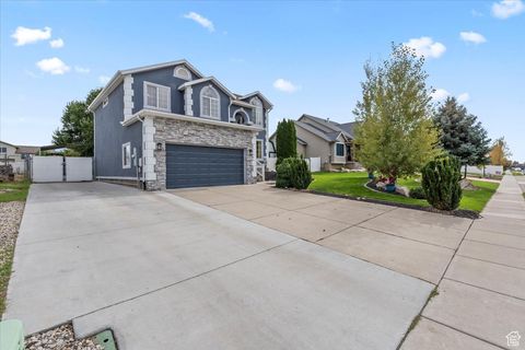 Tiny photo for 1132 N 780 W, Clinton, UT 84015 (MLS # 2117729)