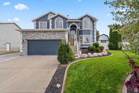 Tiny photo for 1132 N 780 W, Clinton, UT 84015 (MLS # 2117729)
