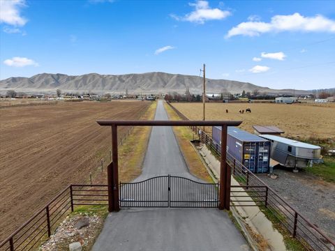 Tiny photo for 7702 S 3300 W, Spanish Fork, UT 84660 (MLS # 2127994)