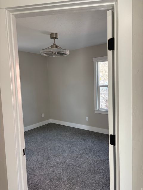Tiny photo for 829 E 2700 S, Salt Lake City, UT 84106 (MLS # 2140639)