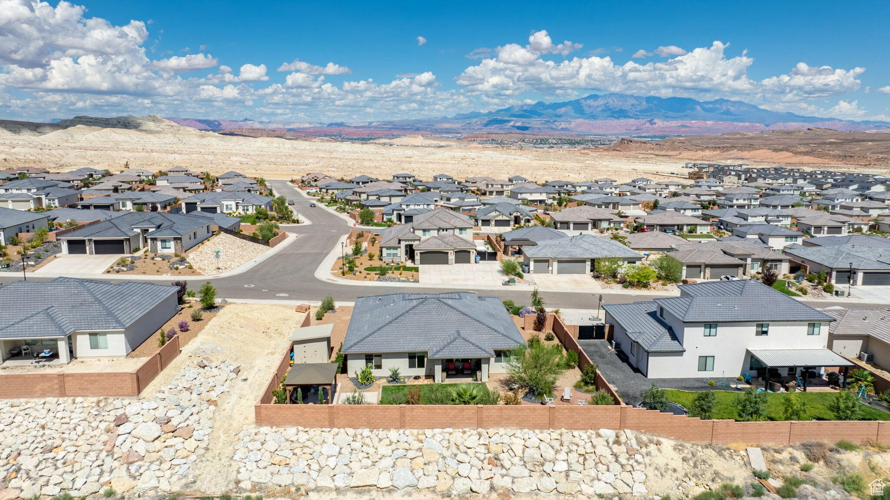 SAND RIDGE - Residential