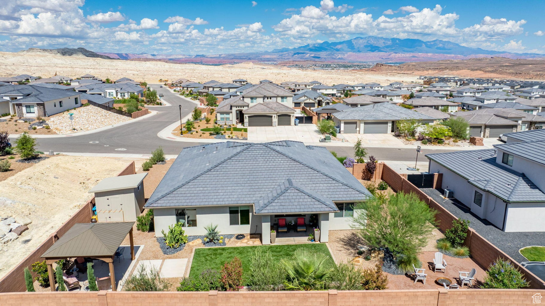 SAND RIDGE - Residential
