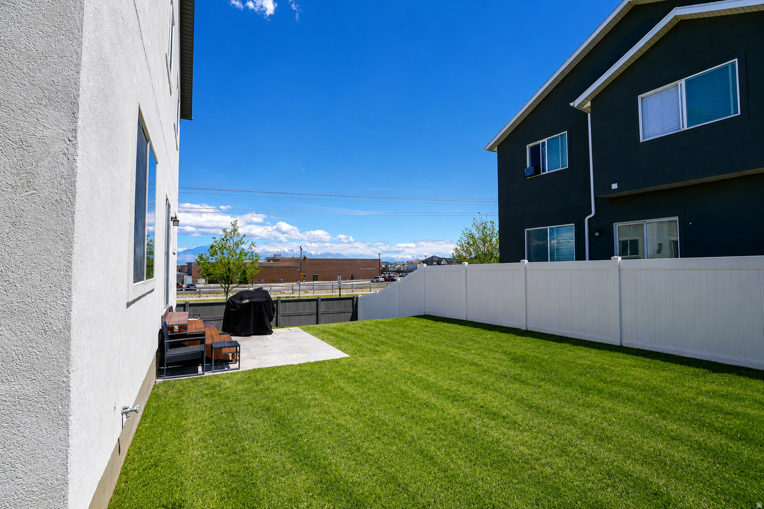 SILVERLAKE - Residential