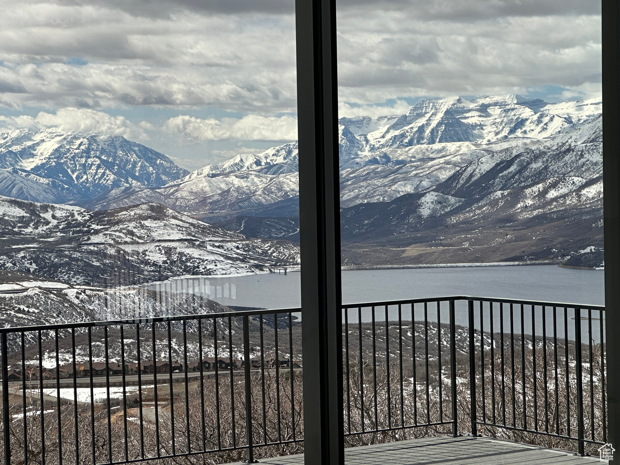 GOLDEN EAGLE - Residential