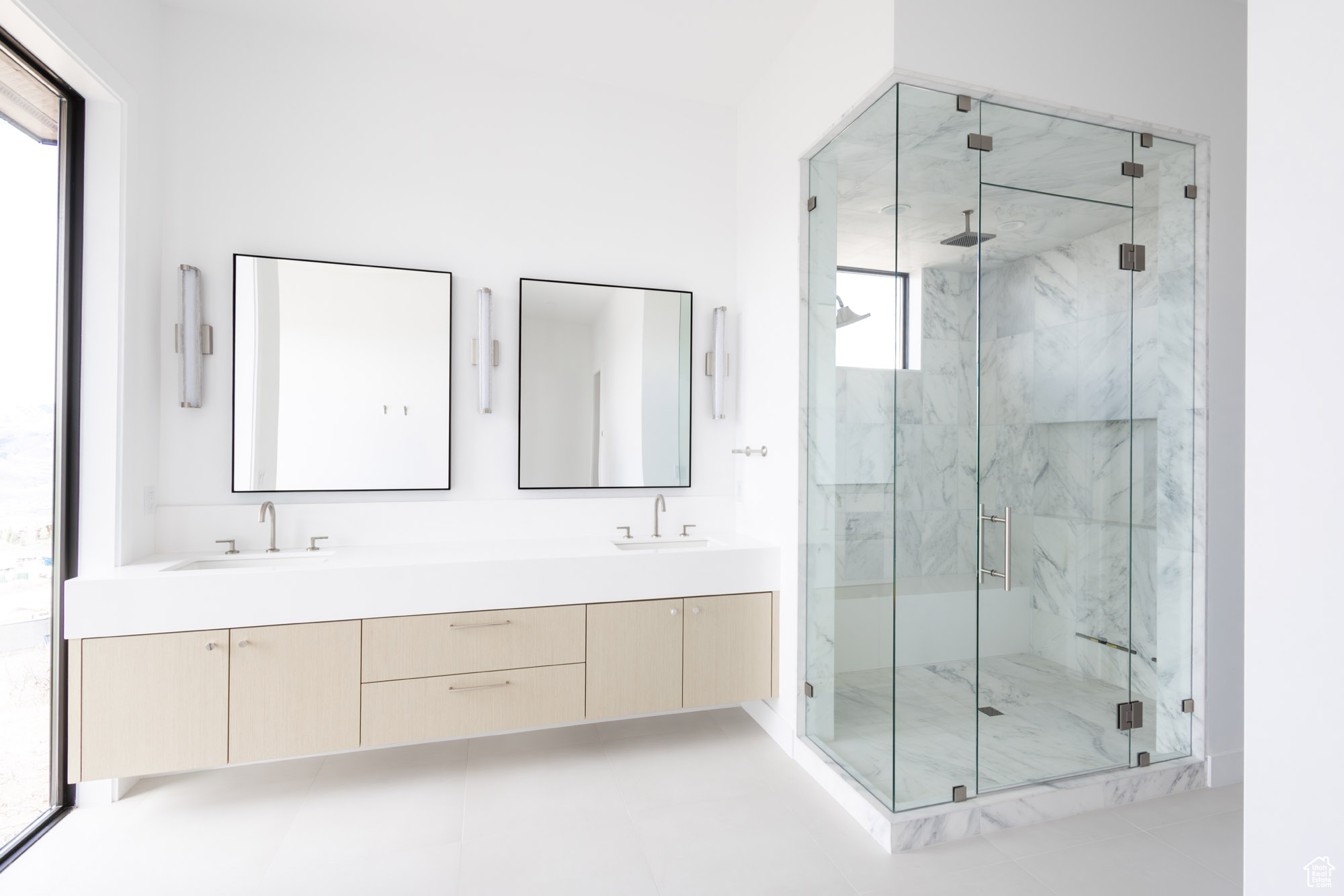 GOLDEN EAGLE - Residential