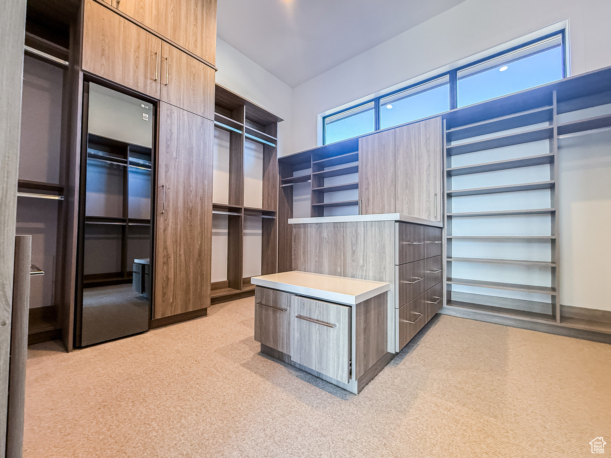 GOLDEN EAGLE - Residential