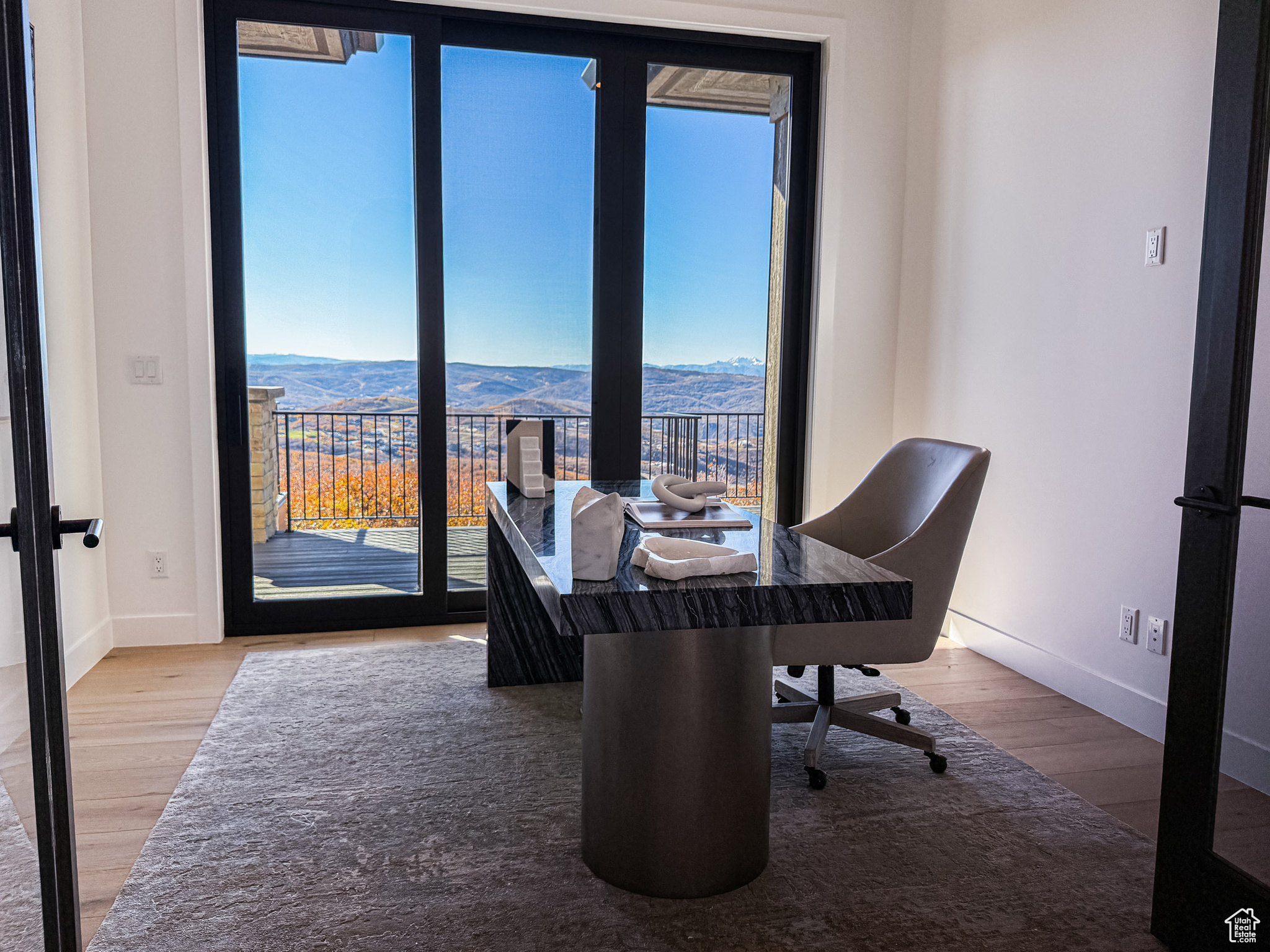 GOLDEN EAGLE - Residential