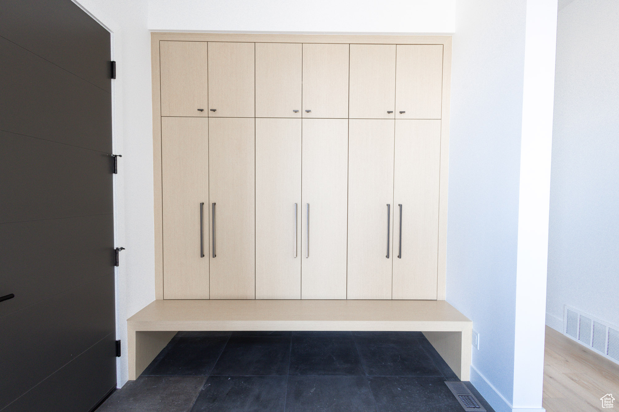 GOLDEN EAGLE - Residential