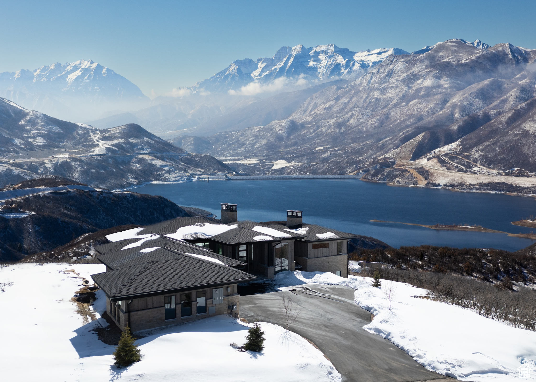 GOLDEN EAGLE - Residential