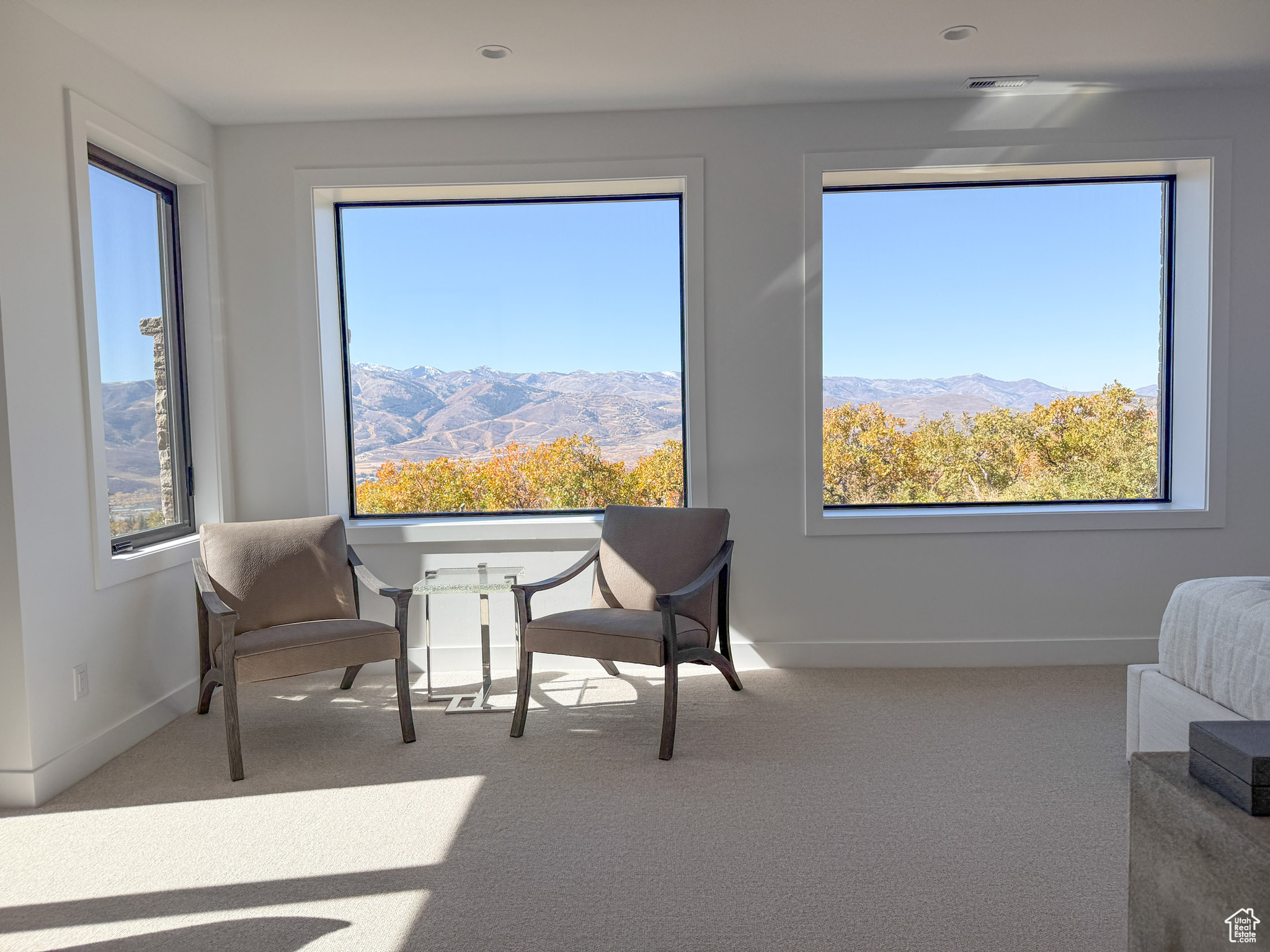 GOLDEN EAGLE - Residential