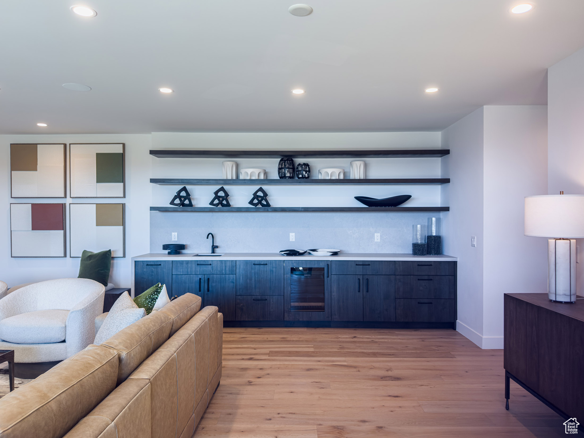 GOLDEN EAGLE - Residential