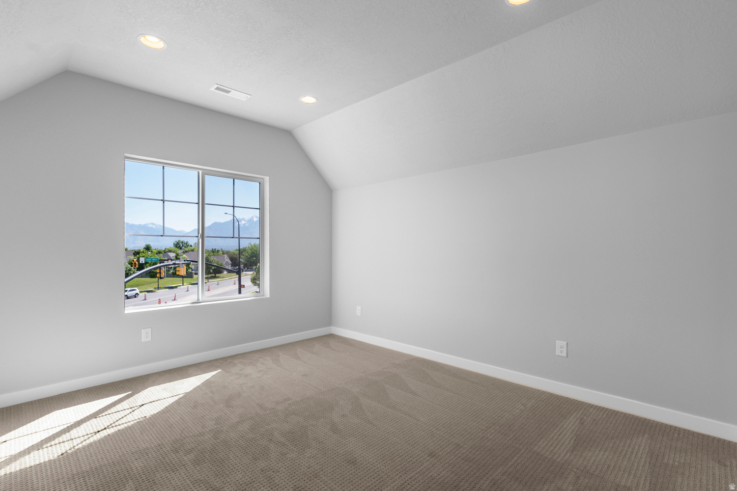 HARVEST GARDEN VILLA 29 - Residential Income