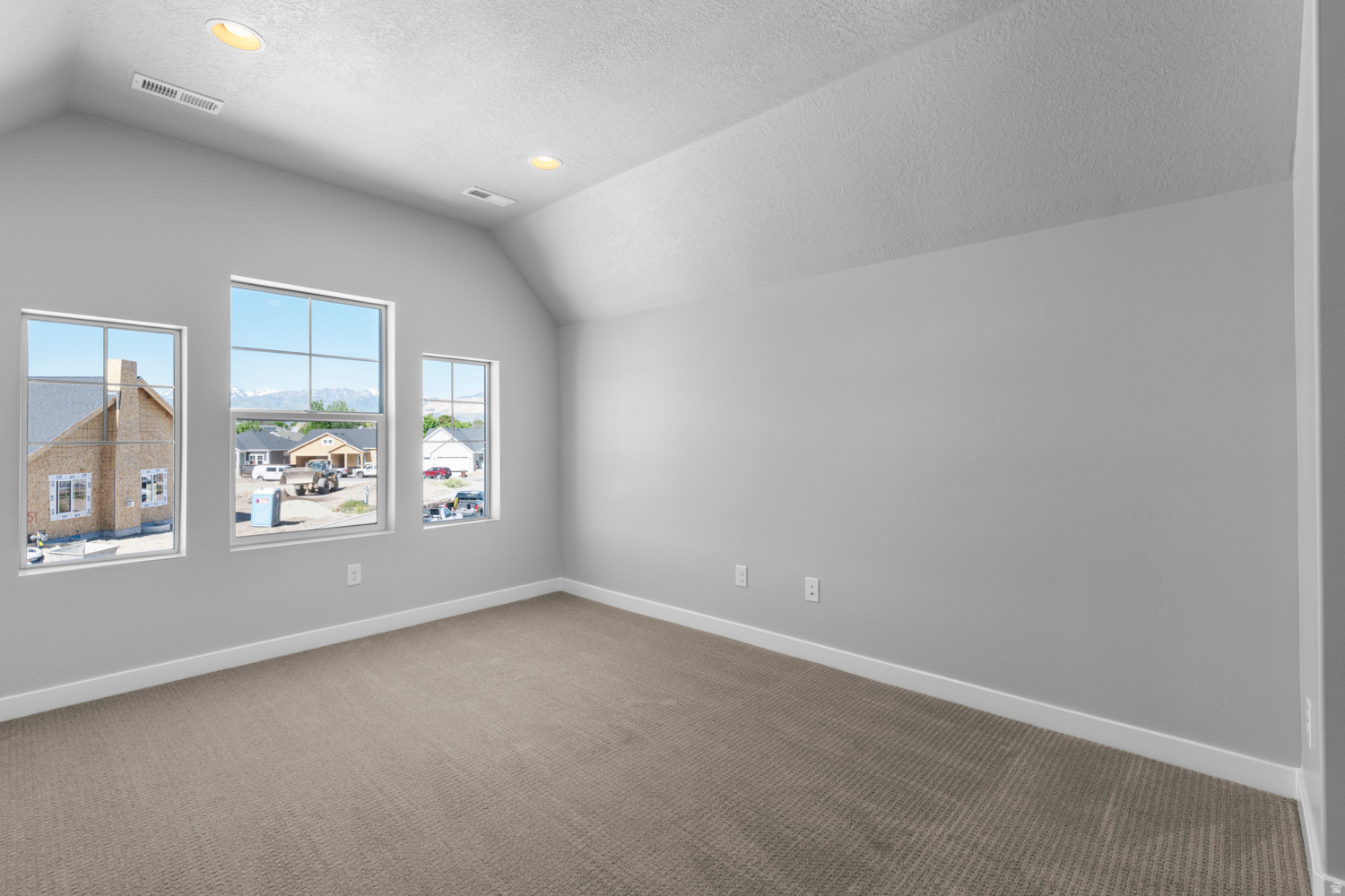 HARVEST GARDEN VILLA 29 - Residential Income