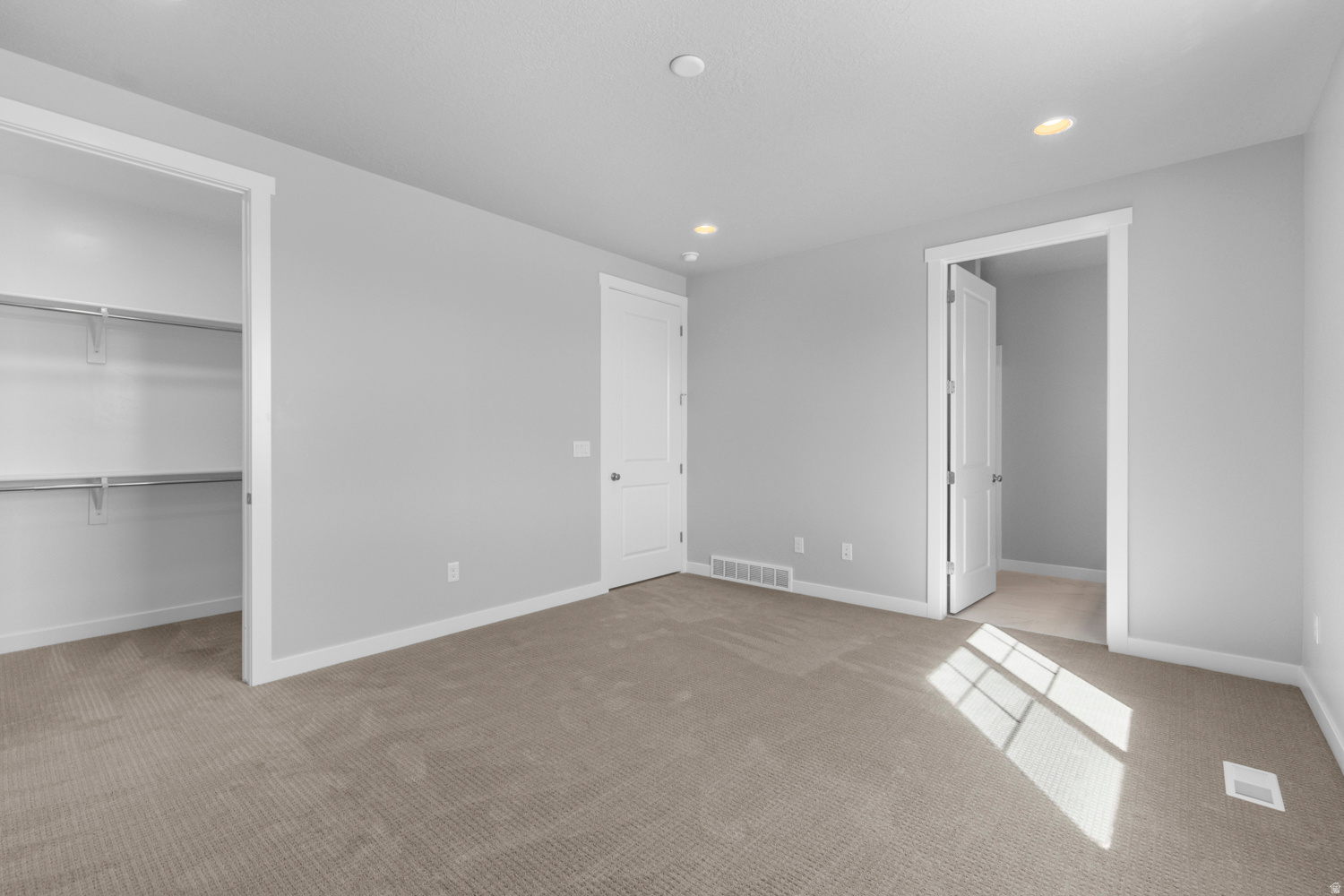 HARVEST GARDEN VILLA 29 - Residential Income