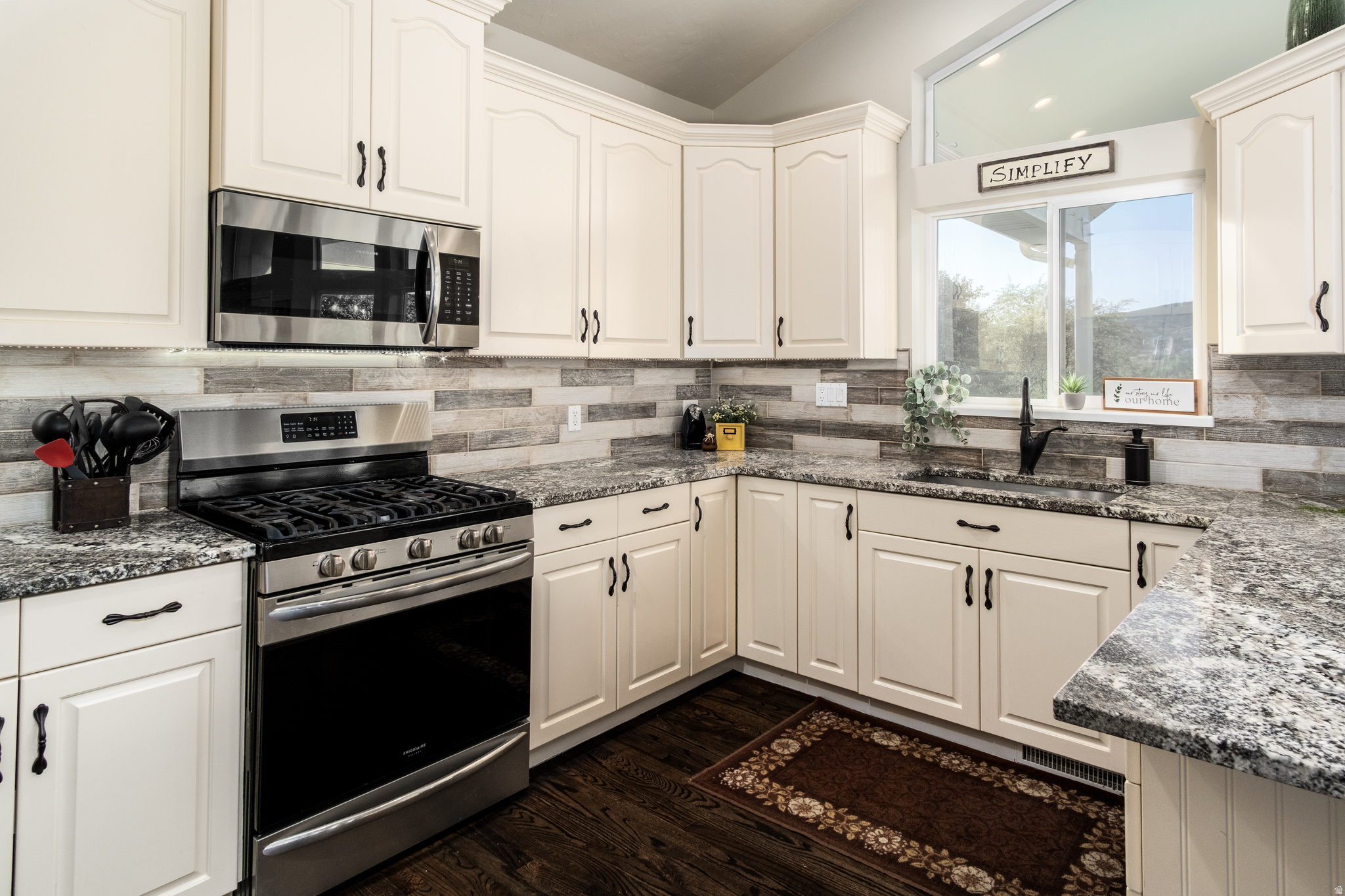 PARK AT SOUTH POINTE - Residential