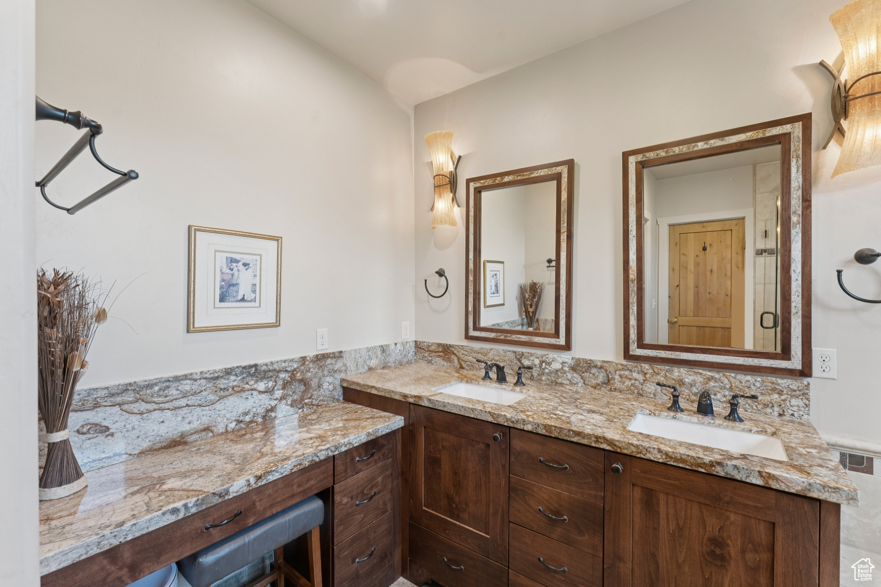 Park City, Utah 84098, United States, 3 Bedrooms Bedrooms, ,3 BathroomsBathrooms,Residential,Pending,153128