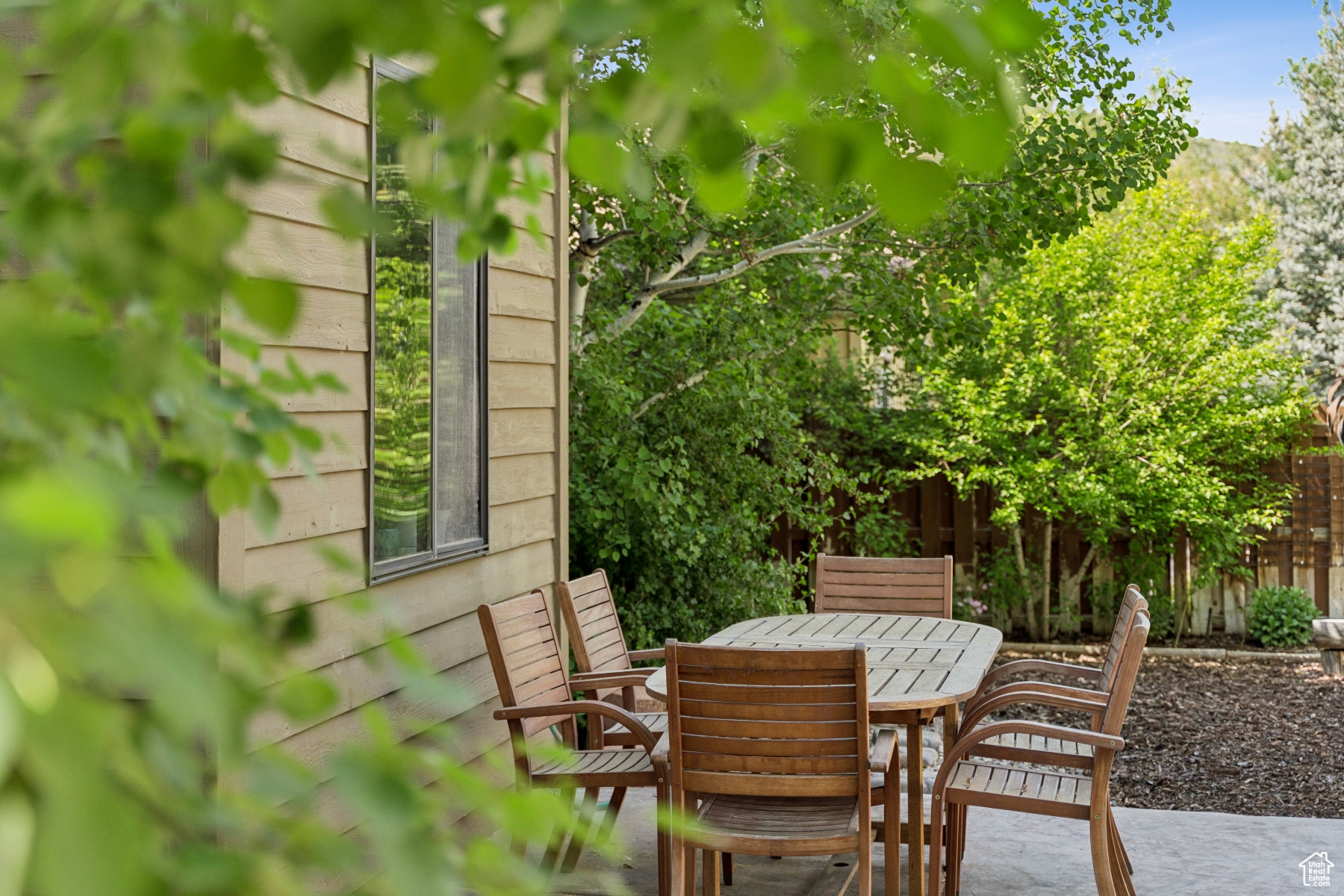 Park City, Utah 84098, United States, 3 Bedrooms Bedrooms, ,3 BathroomsBathrooms,Residential,Pending,153128