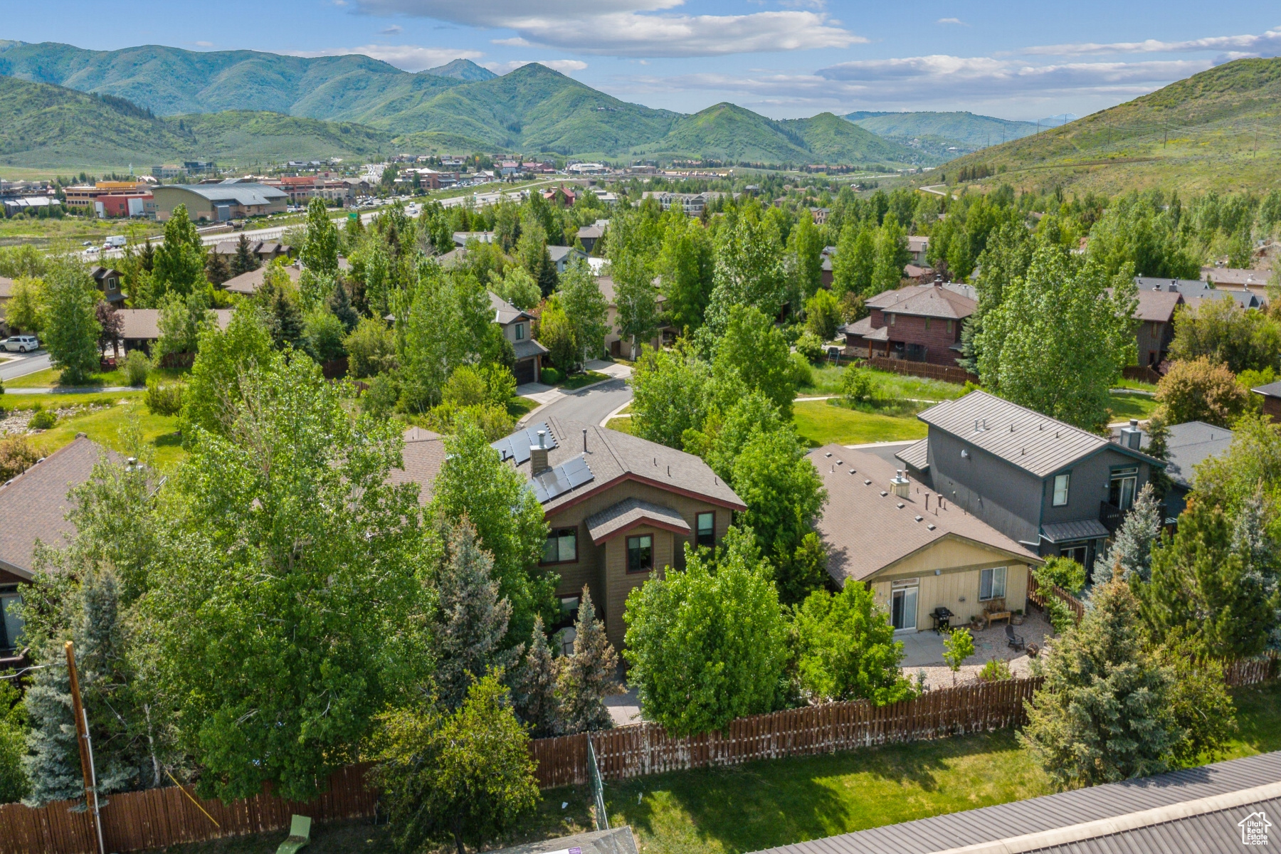 Park City, Utah 84098, United States, 3 Bedrooms Bedrooms, ,3 BathroomsBathrooms,Residential,Pending,153128
