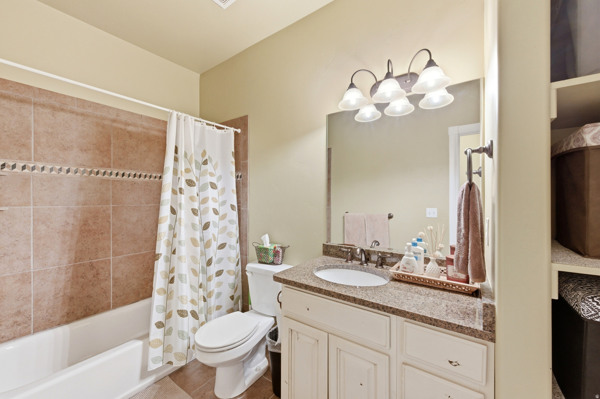 SALT CREEK CONDOS - Residential