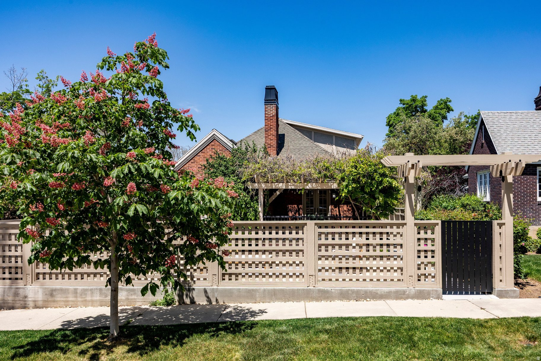 YALE PARK - Residential