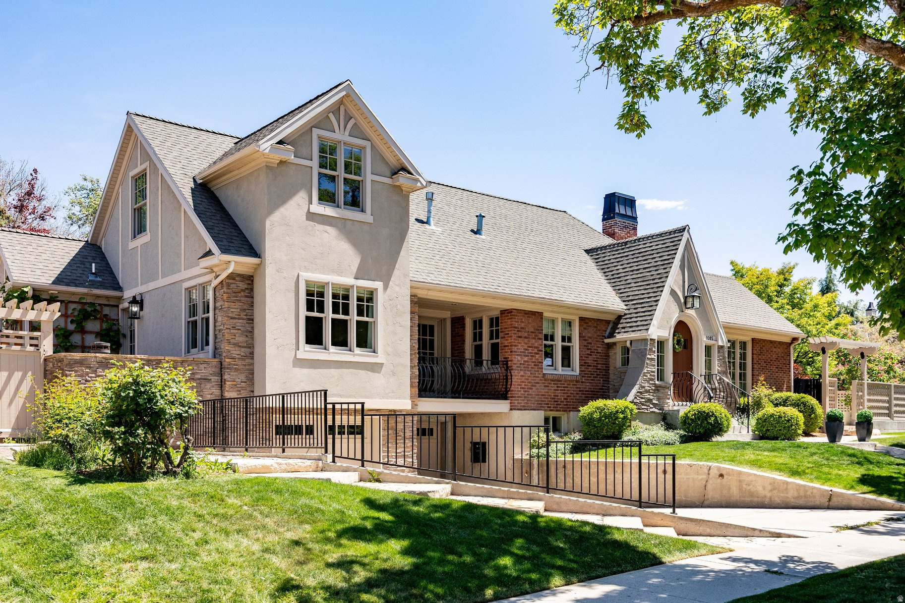 YALE PARK - Residential