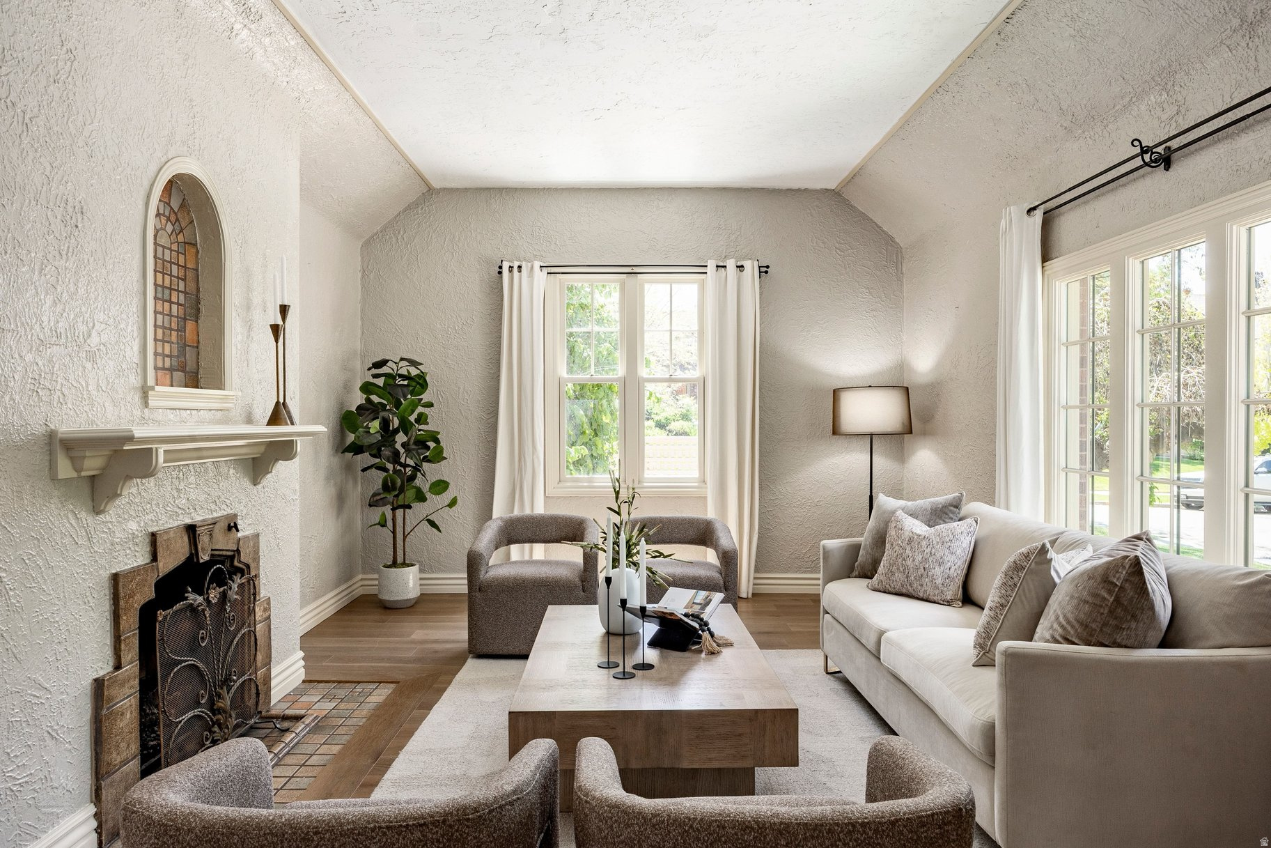 YALE PARK - Residential