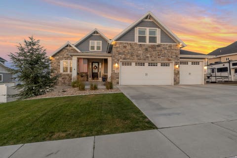 Tiny photo for 1572 S SAGE VIEW CT, Saratoga Springs, UT 84045 (MLS # 2169731)