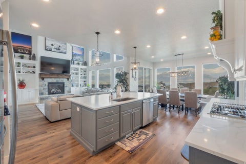 Tiny photo for 1572 S SAGE VIEW CT, Saratoga Springs, UT 84045 (MLS # 2169731)