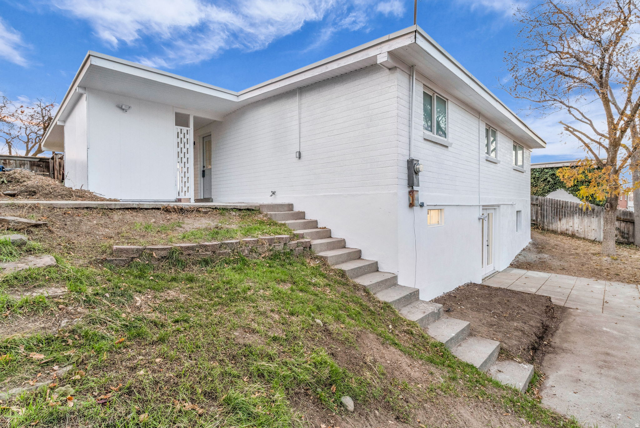 WHITE CITY - Residential