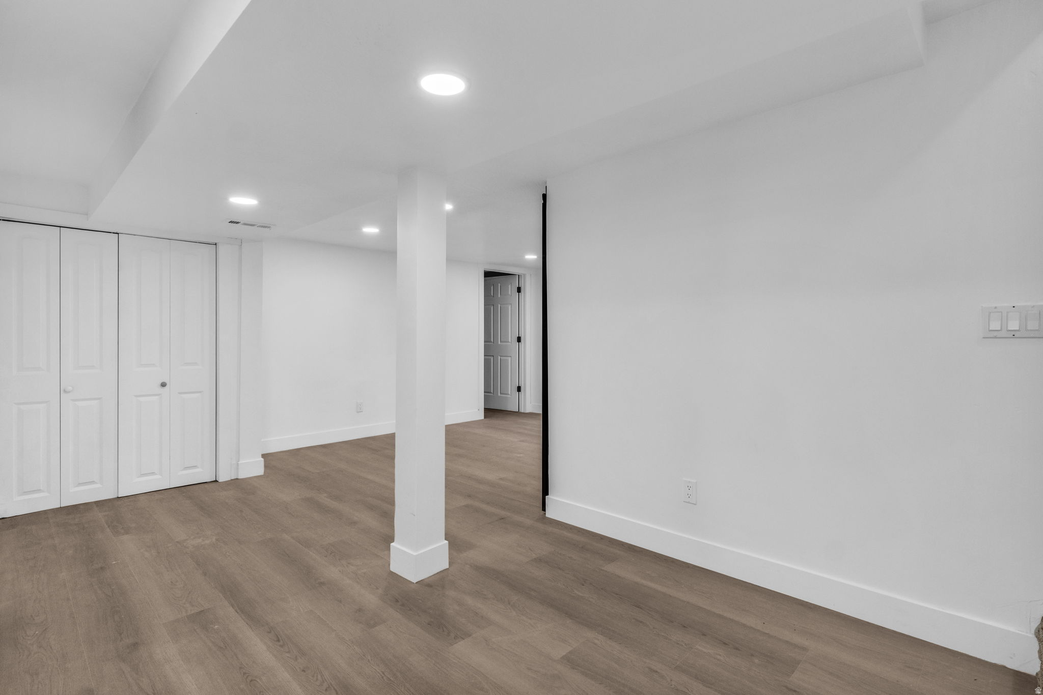 WHITE CITY - Residential