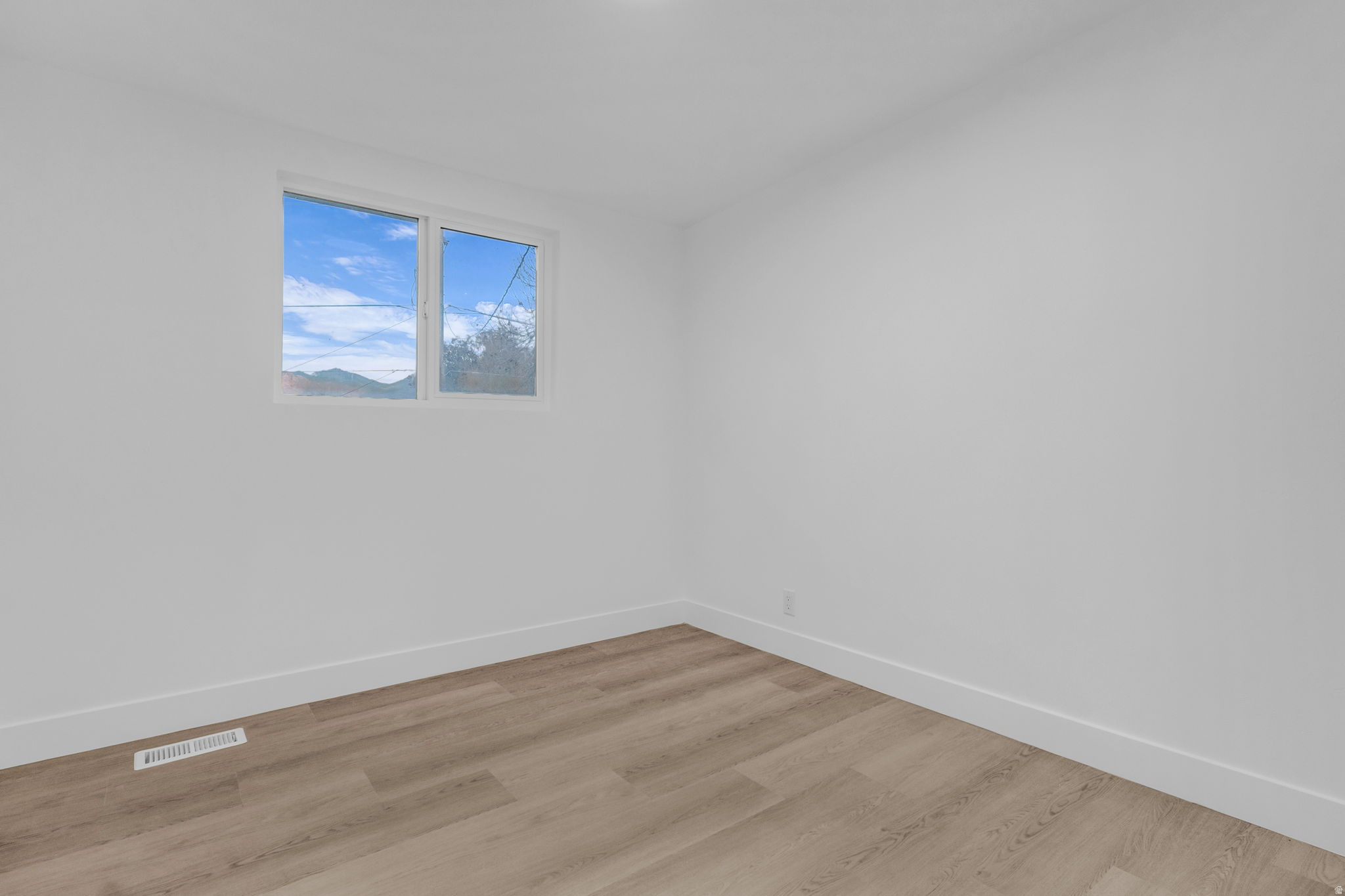 WHITE CITY - Residential