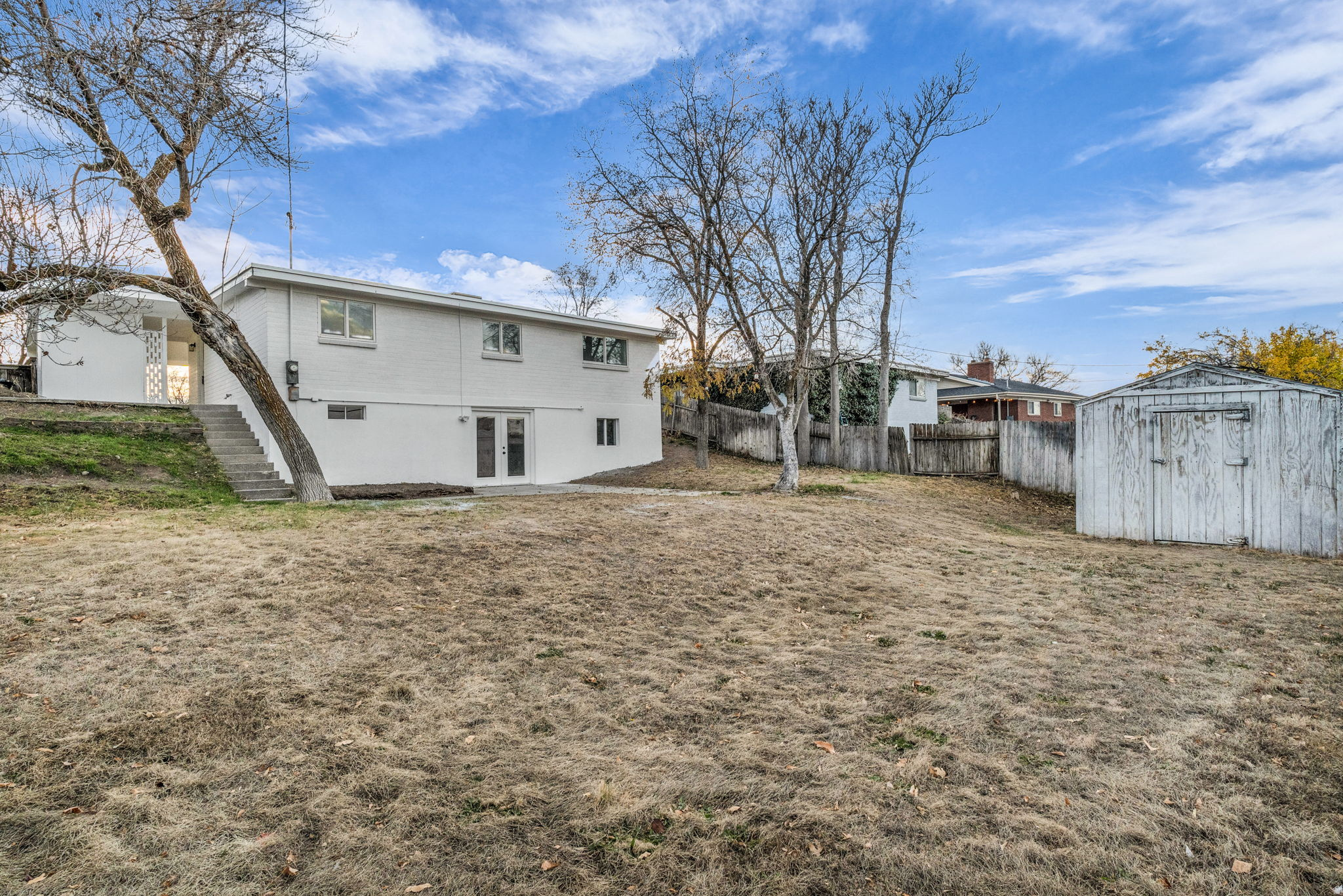 WHITE CITY - Residential