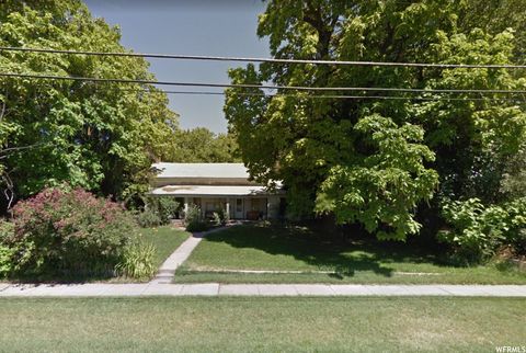 Homes For Sale - 152 W 2nd St<br/> Weber County, Ogden, UT 84404