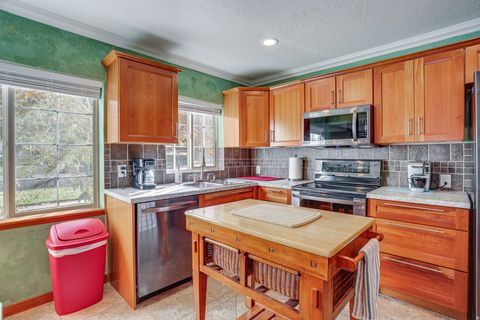 Tiny photo for 2537 S TAYLOR AVE E, Ogden, UT 84401 (MLS # 2128810)