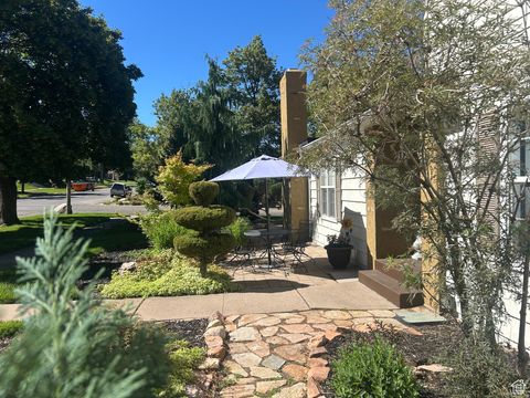 Tiny photo for 2537 S TAYLOR AVE E, Ogden, UT 84401 (MLS # 2128810)