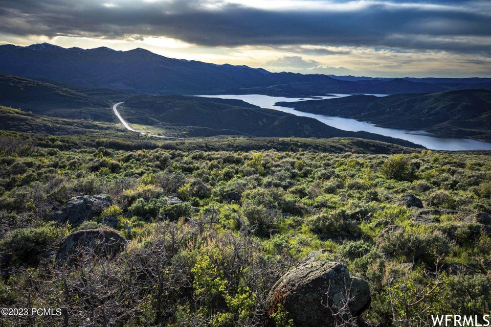 BENLOCH RANCH - Residential