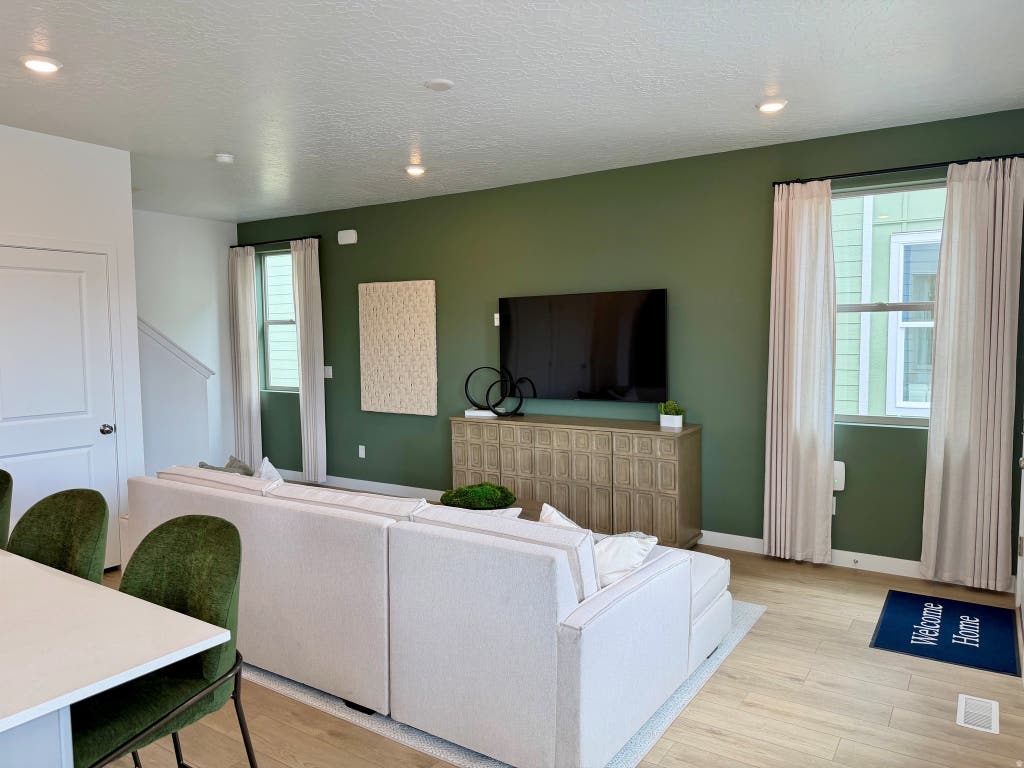 Photo of 942 W 1600 S #117, Clearfield, UT 84015 (MLS # 2176794)