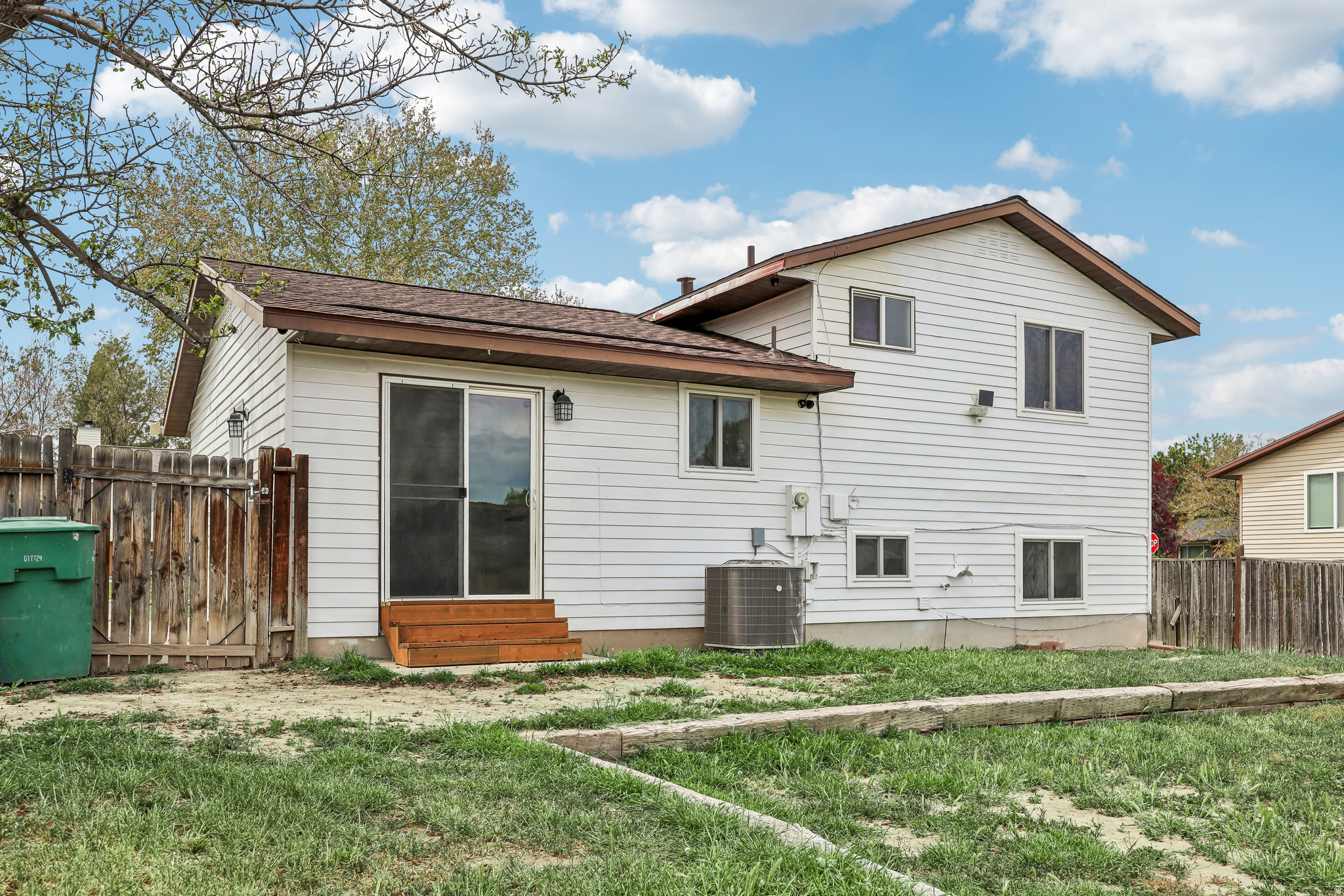 OQUIRRH SHADOWS - Residential