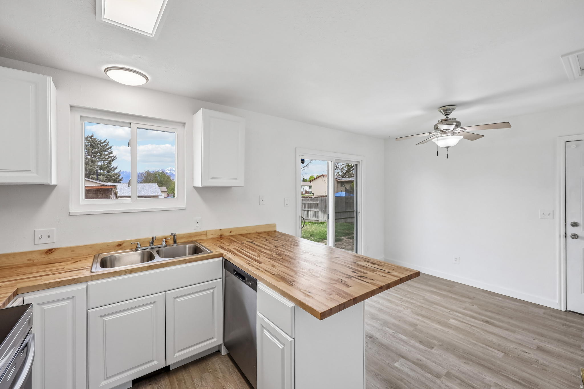 OQUIRRH SHADOWS - Residential