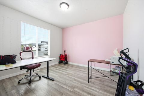 Tiny photo for 1756 E SEABISCUIT CT N, Eagle Mountain, UT 84005 (MLS # 2154189)