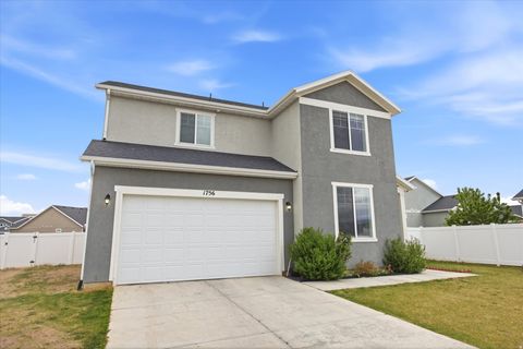 Tiny photo for 1756 E SEABISCUIT CT N, Eagle Mountain, UT 84005 (MLS # 2154189)